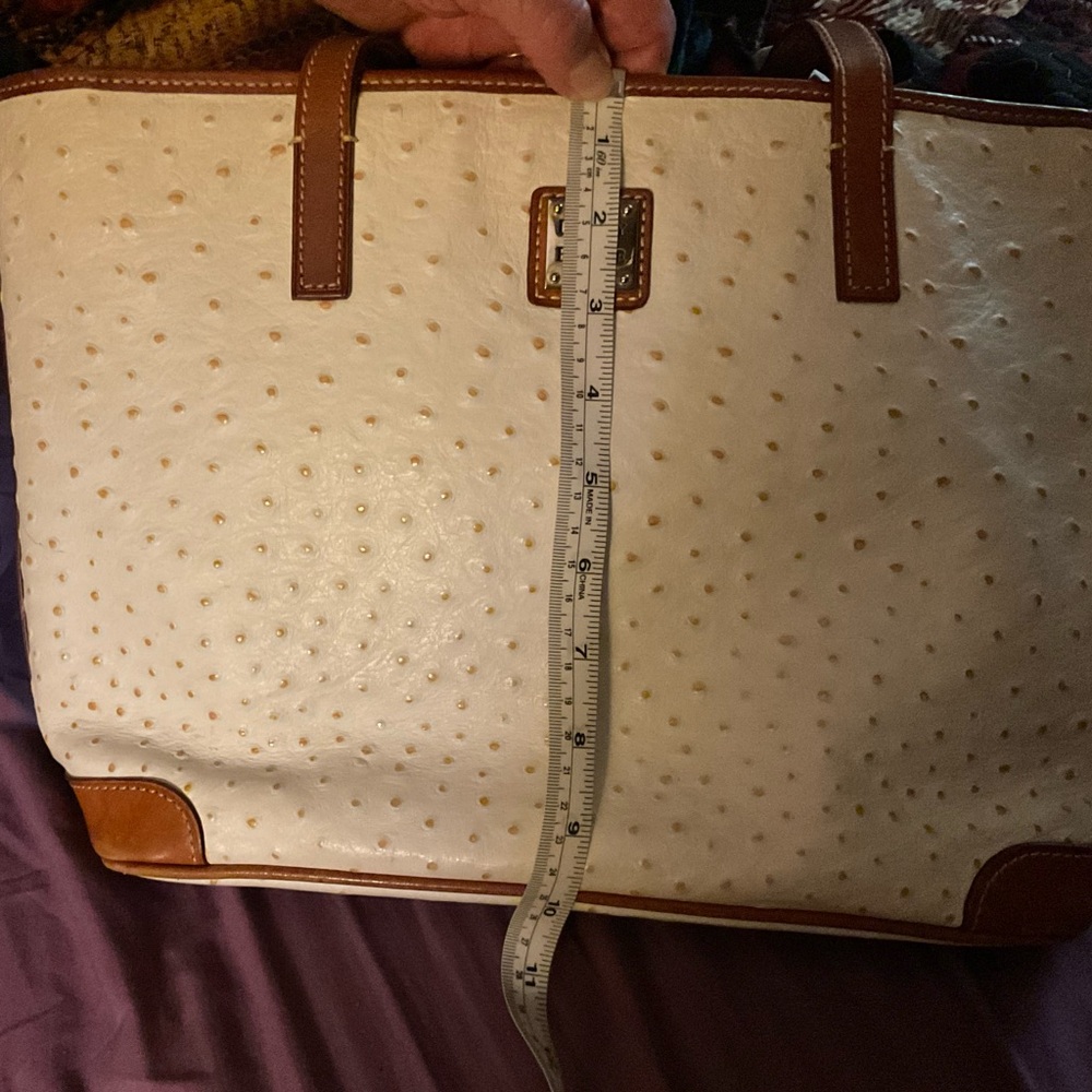 DOONEY AND BOURKE WHITE OSTRICH PEBBLED LEATHER - Picture 14 of 16